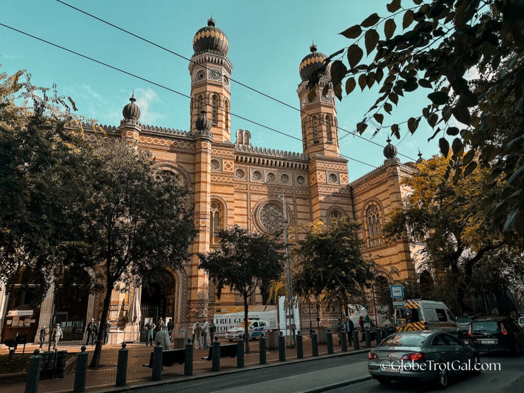 Dohány Street Synagogue in Budapest, one of the top things to see in Budapest.